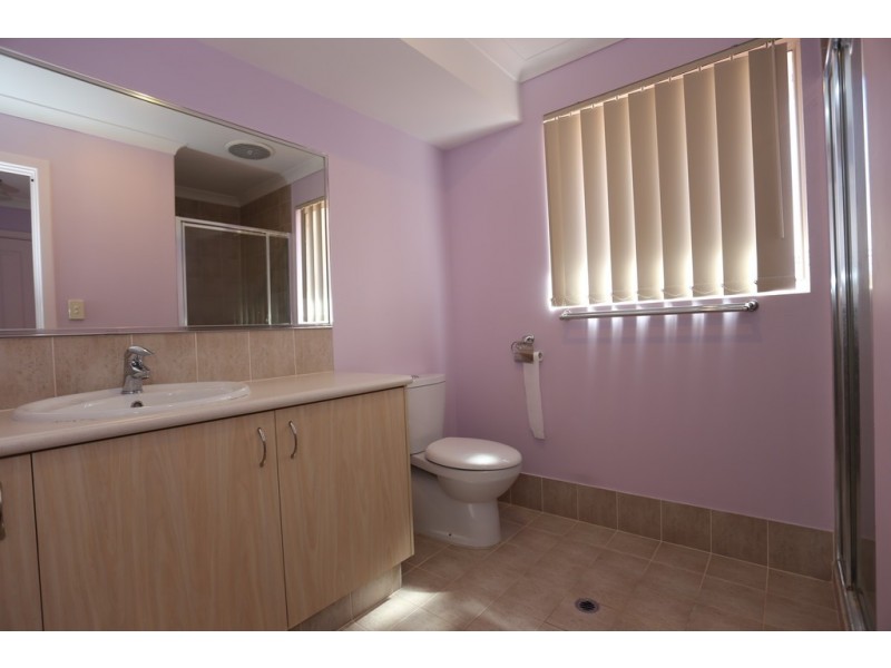 36 Amstey St, Riverton WA 6148