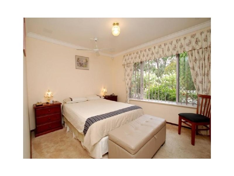 18 Bywood Way, Lynwood WA 6147