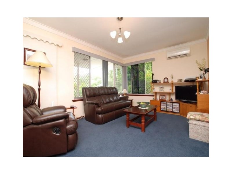 18 Bywood Way, Lynwood WA 6147