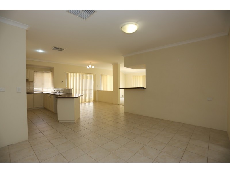 19 Comrie Road, Canning Vale WA 6155
