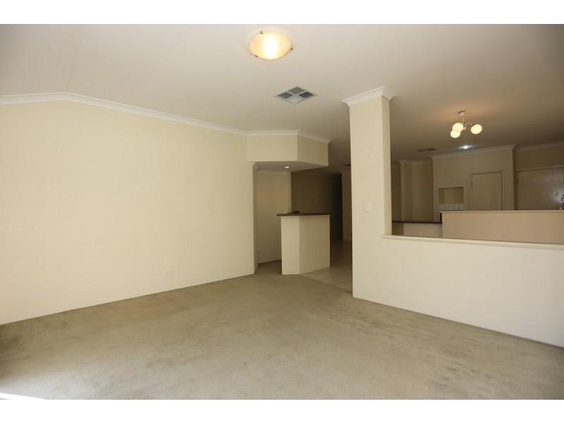 19 Comrie Road, Canning Vale WA 6155