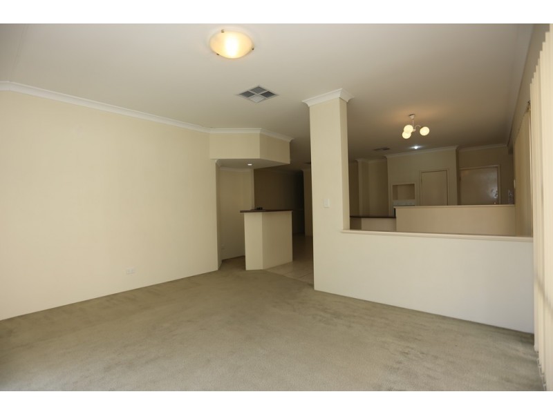 19 Comrie Road, Canning Vale WA 6155