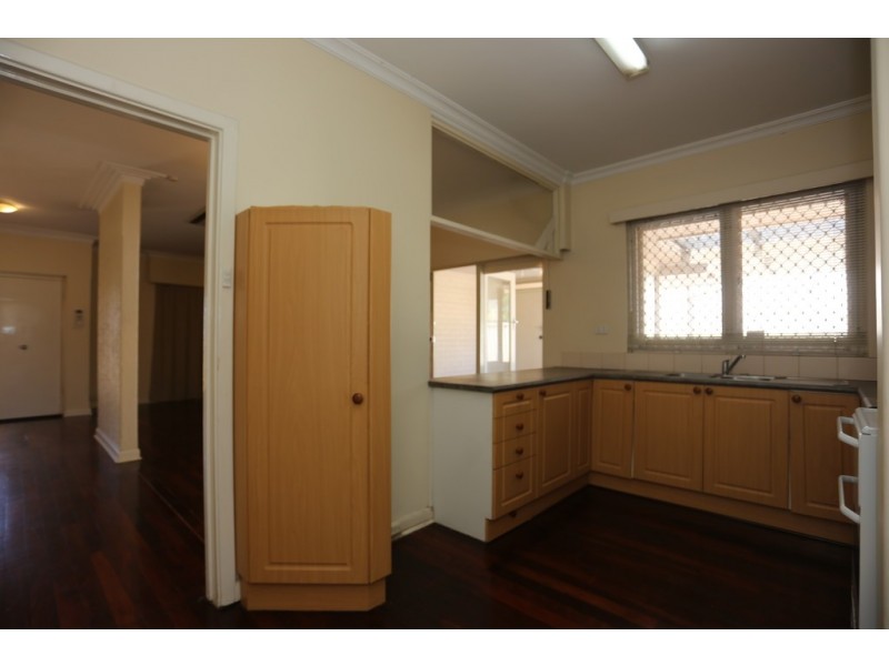252 Orrong Road, Carlisle WA 6101
