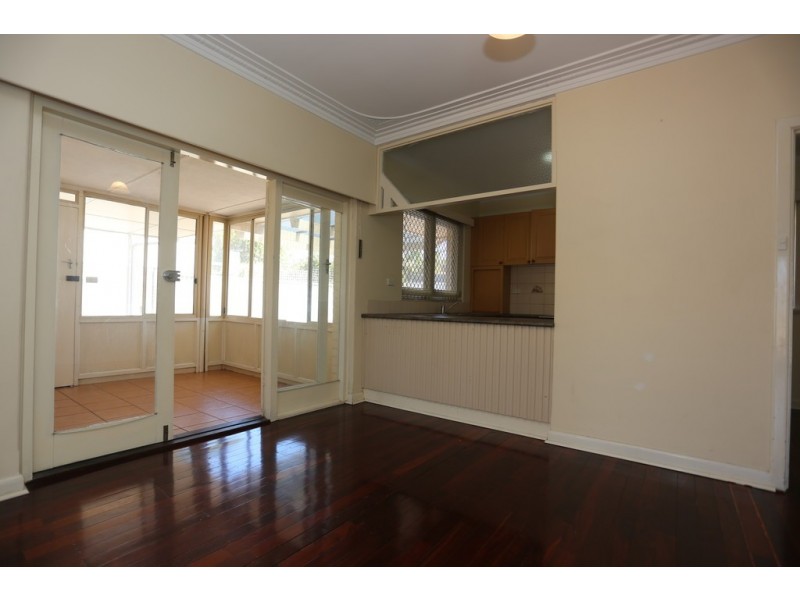 252 Orrong Road, Carlisle WA 6101