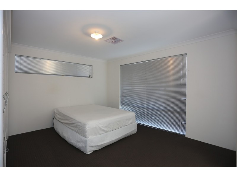 1/87 Leach Hwy, Wilson WA 6107