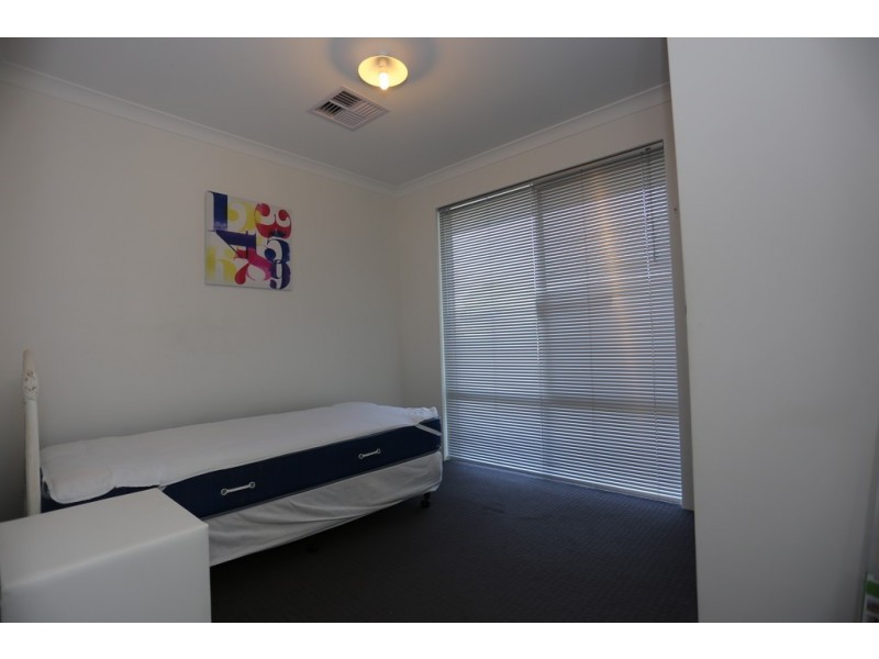 1/87 Leach Hwy, Wilson WA 6107