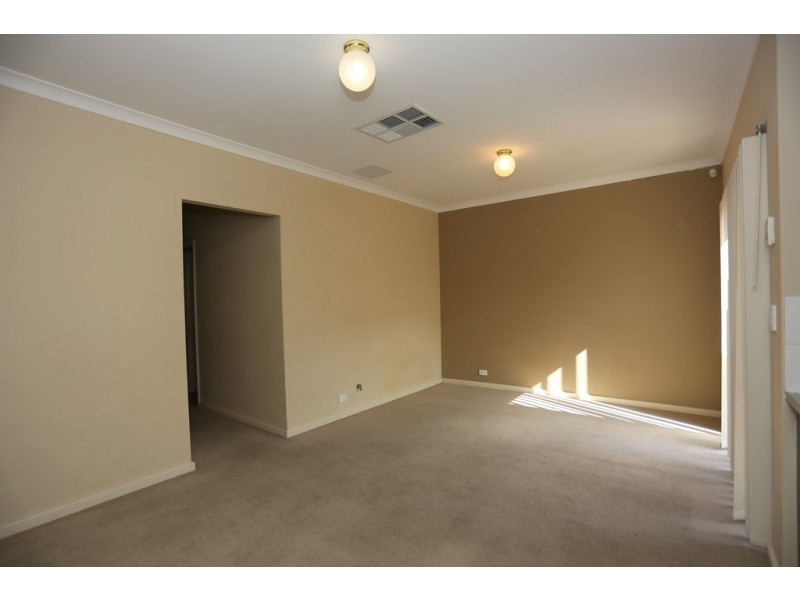 2/134 Shepperton Road, Victoria Park WA 6100