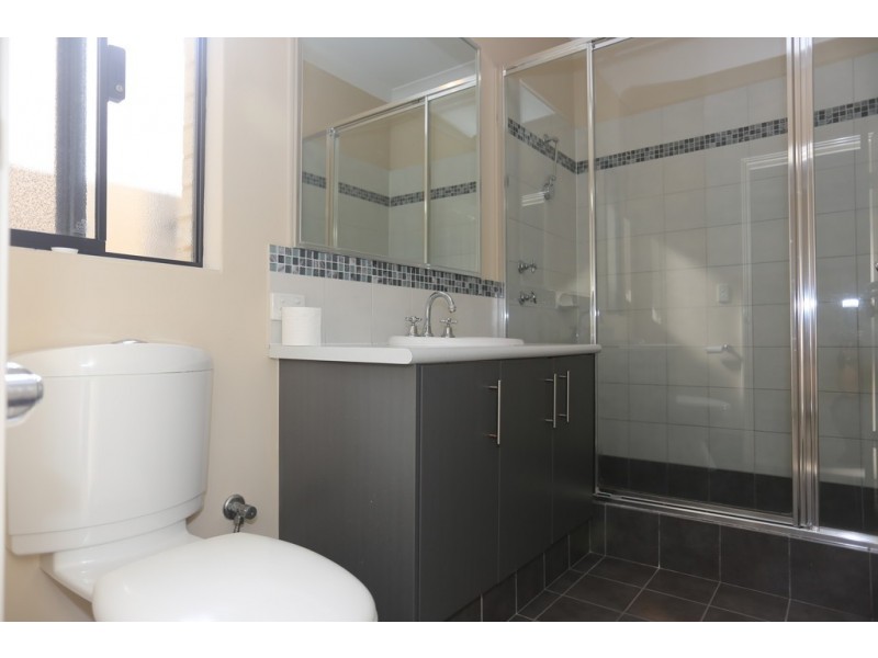 2/134 Shepperton Road, Victoria Park WA 6100