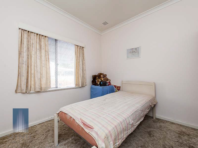 100 Manning Road, Manning WA 6152