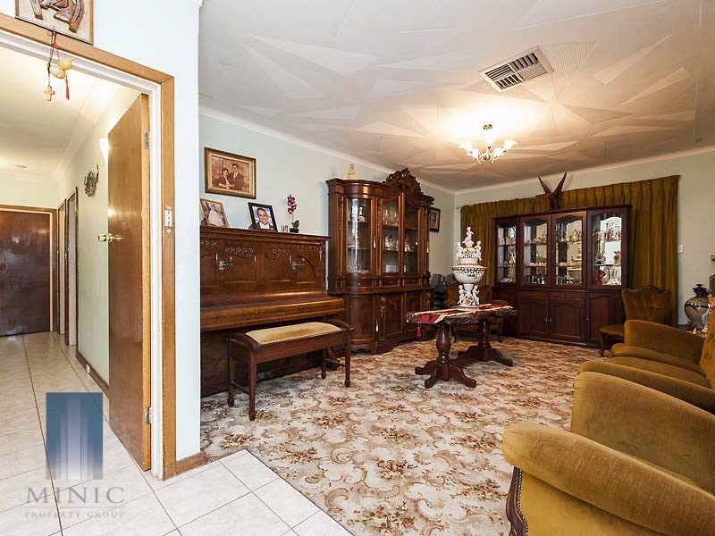 16 Veronica Street, Riverton WA 6148