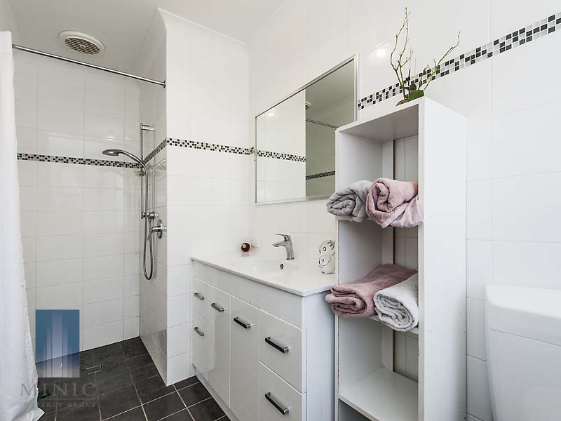 1 Waterside Retreat, Wilson WA 6107