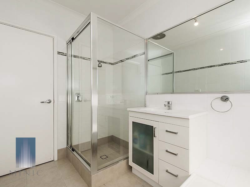 18 Waterford Avenue, Waterford WA 6152