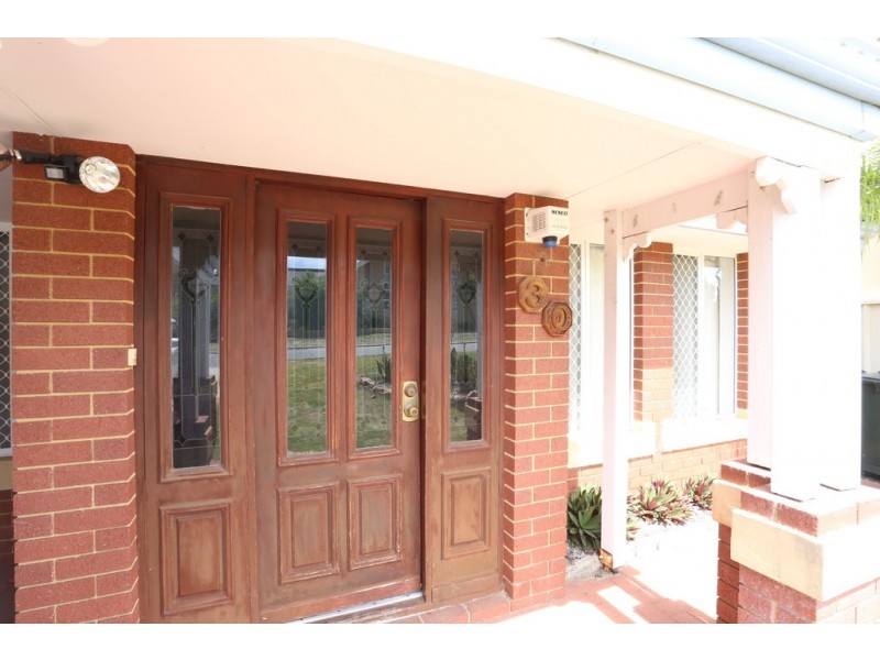 30 ANDREWS ROAD, Wilson WA 6107