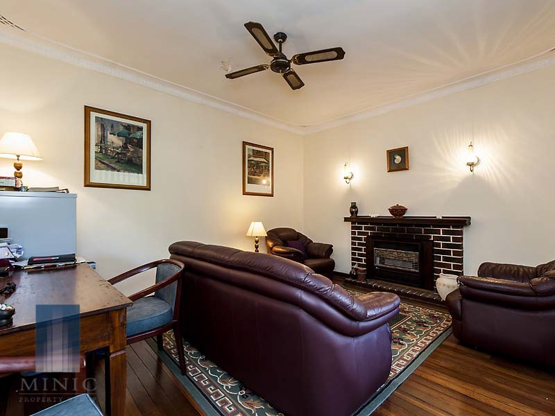 9 Mills Street, Cannington WA 6107