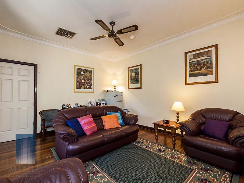 9 Mills Street, Cannington WA 6107
