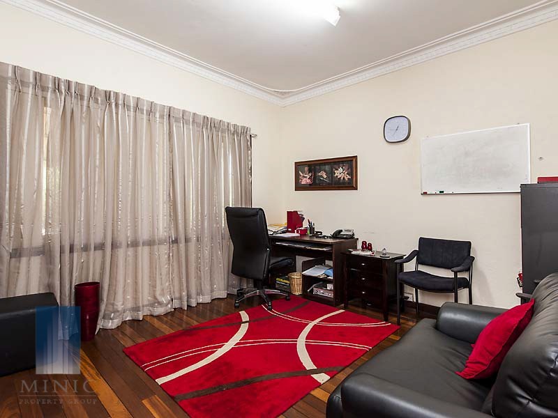 9 Mills Street, Cannington WA 6107
