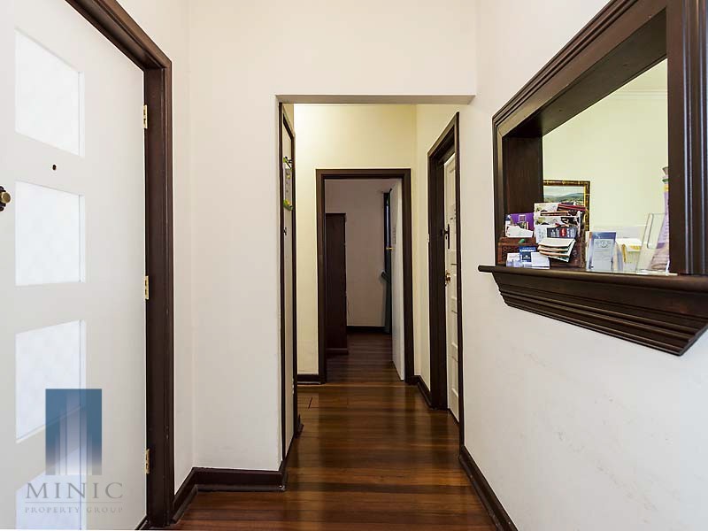9 Mills Street, Cannington WA 6107