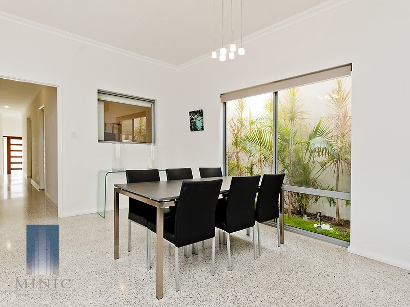 7A Centaur Street, Riverton WA 6148