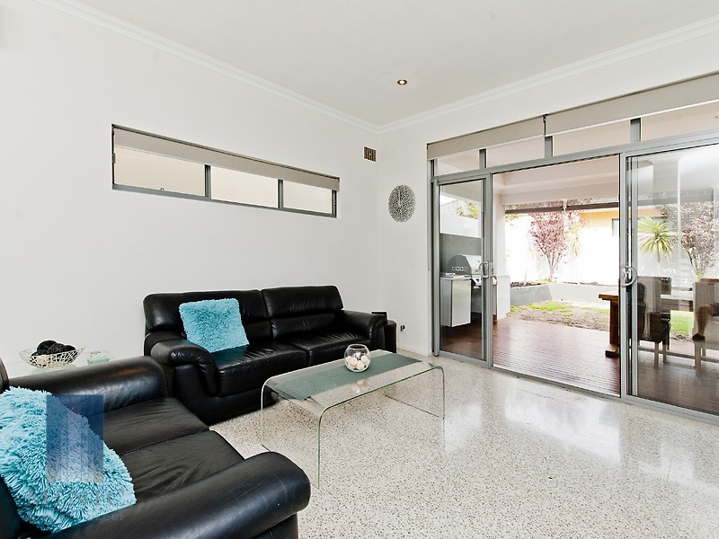 7A Centaur Street, Riverton WA 6148