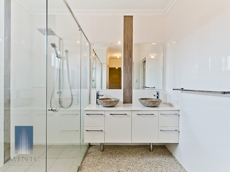 7A Centaur Street, Riverton WA 6148