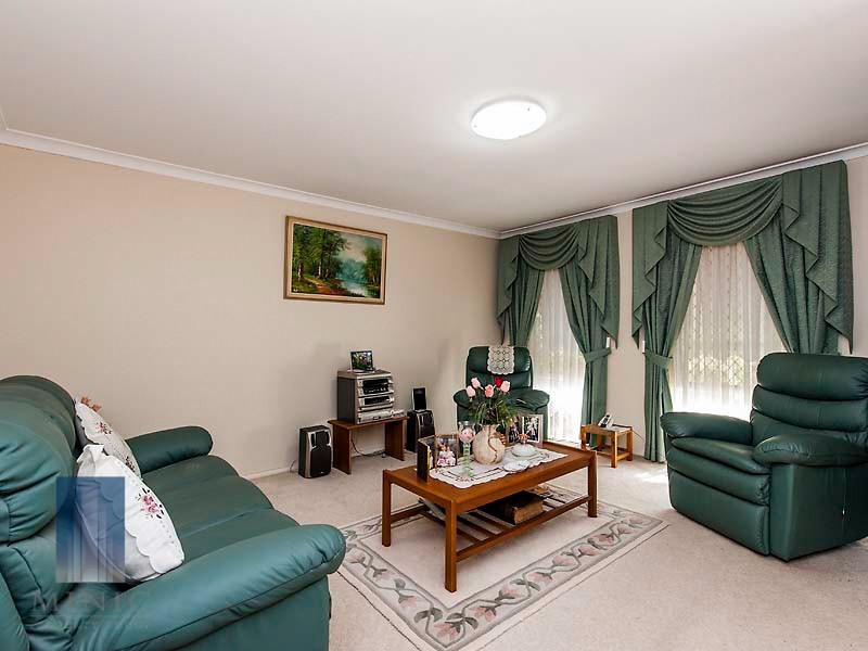 14 Langham Gardens, Wilson WA 6107