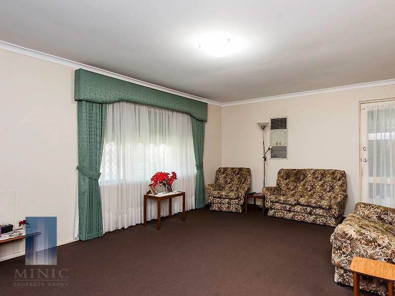 14 Langham Gardens, Wilson WA 6107