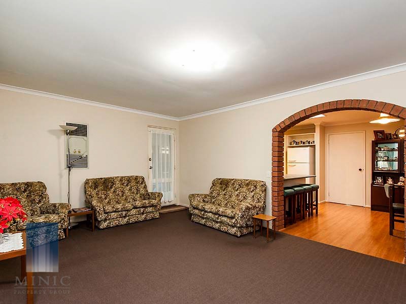 14 Langham Gardens, Wilson WA 6107