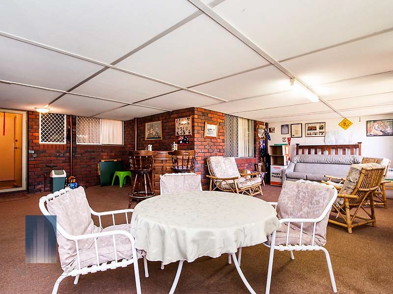 14 Langham Gardens, Wilson WA 6107