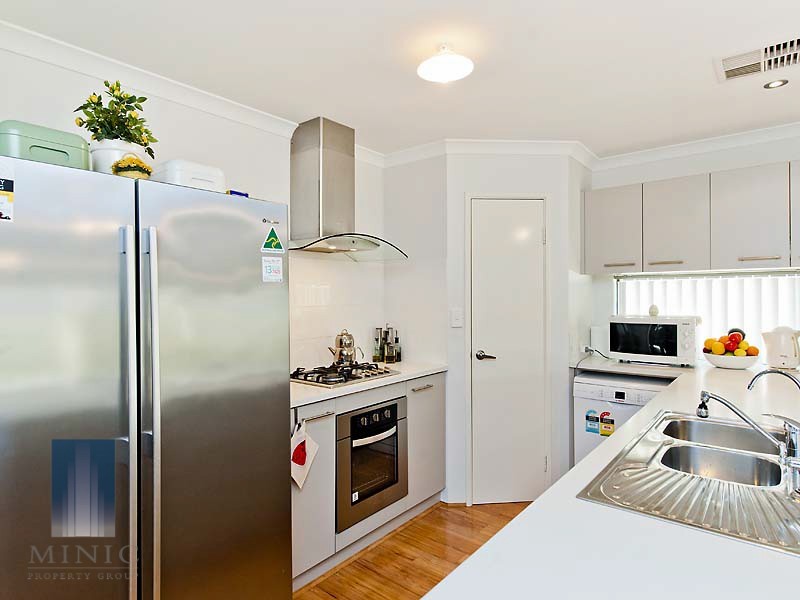 1/8 Betula Street, Riverton WA 6148