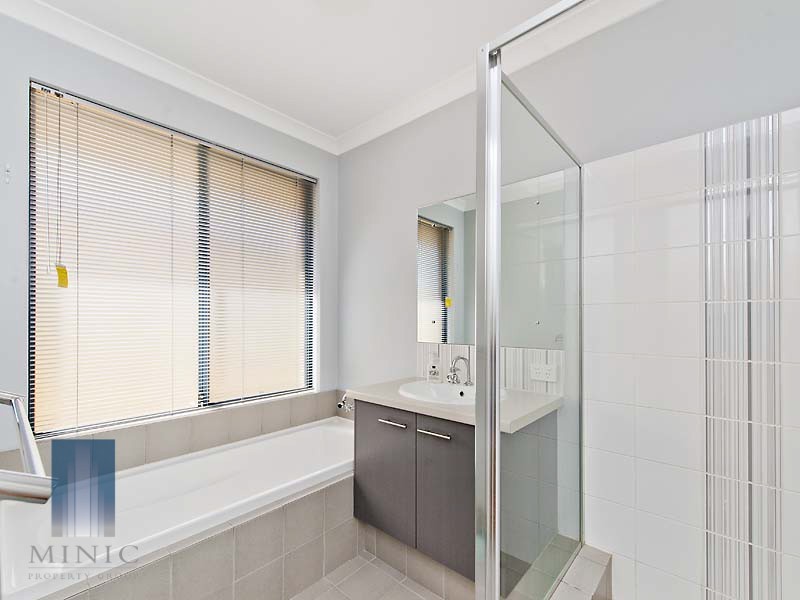 1/8 Betula Street, Riverton WA 6148