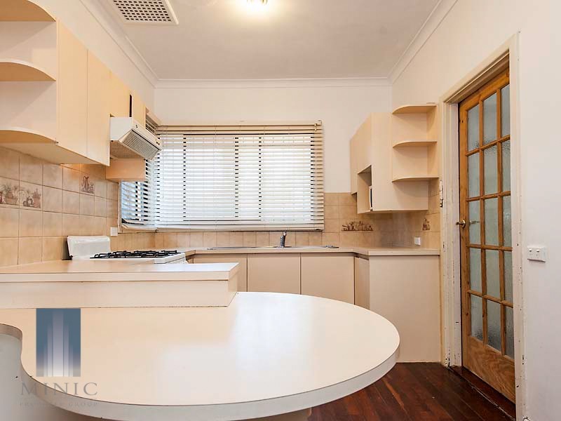 130A Manning Road, Wilson WA 6107