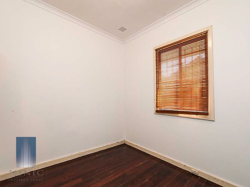 130A Manning Road, Wilson WA 6107