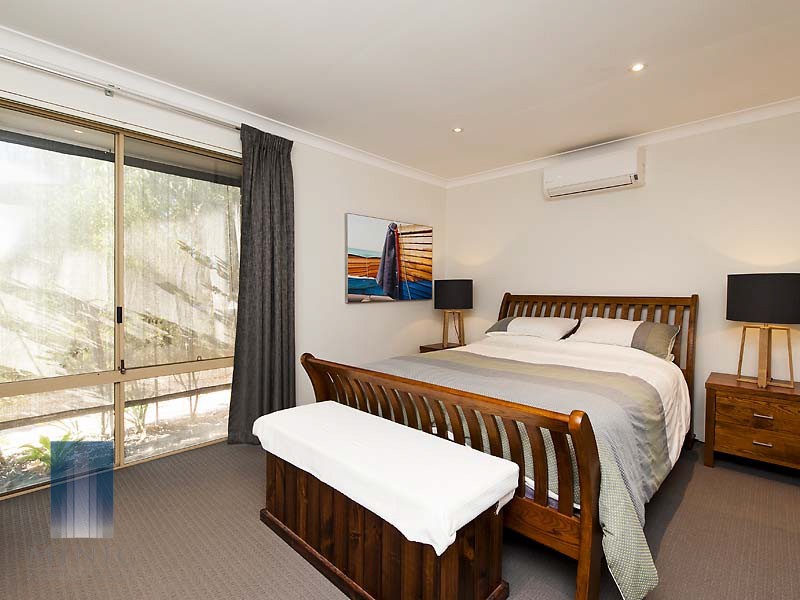 12 Talga Close, Wilson WA 6107