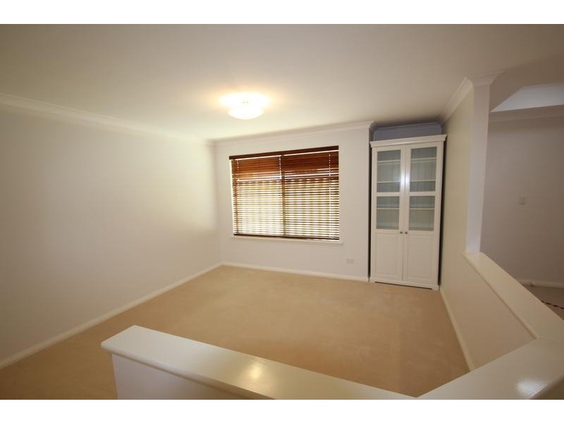 9 Mullingar Close, Waterford WA 6152