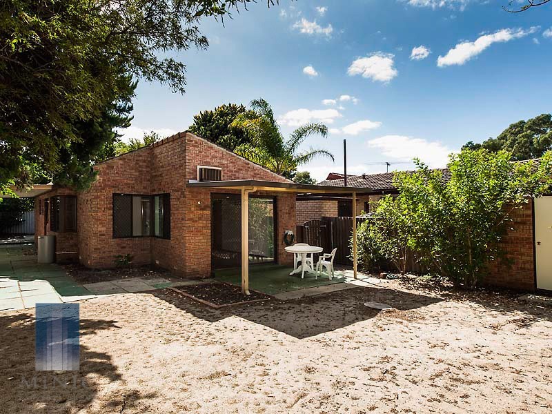 6/12 Watling Avenue, Lynwood WA 6147