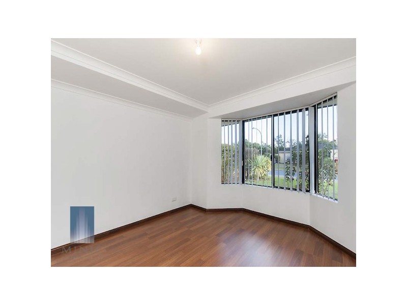 24 Prince Regent Boulevard, Gosnells WA 6110