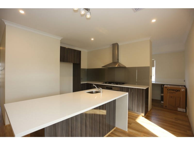 17C Veronica Street, Riverton WA 6148