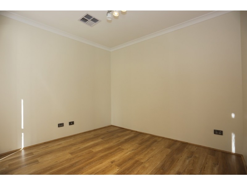 17C Veronica Street, Riverton WA 6148