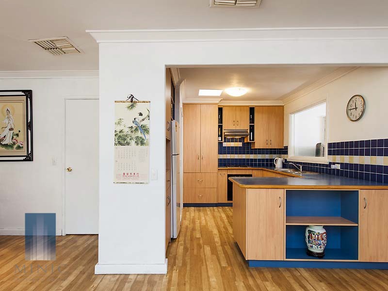 77 Modillion Avenue South, Shelley WA 6148