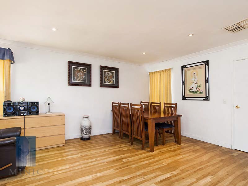 77 Modillion Avenue South, Shelley WA 6148