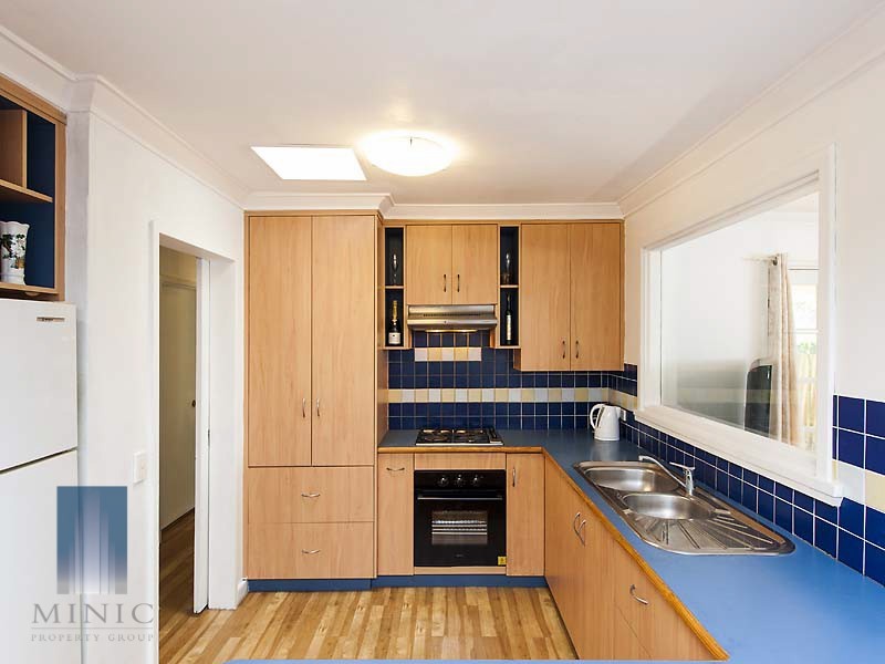 77 Modillion Avenue South, Shelley WA 6148