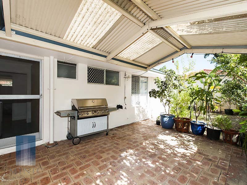 77 Modillion Avenue South, Shelley WA 6148