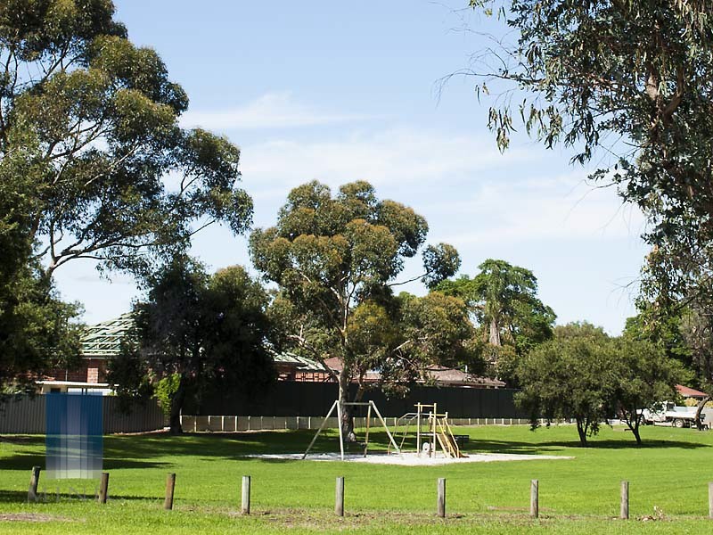 77 Modillion Avenue South, Shelley WA 6148