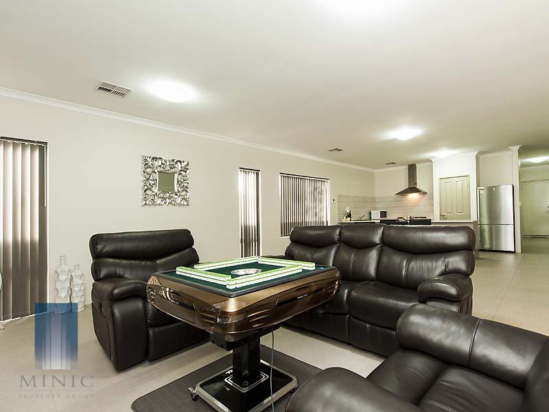 11 Denby Street, Wilson WA 6107