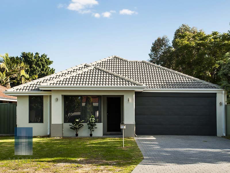 11 Denby Street, Wilson WA 6107