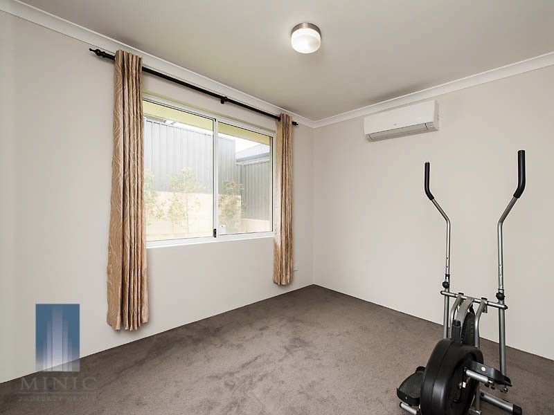 4 Bindi Way, Landsdale WA 6065