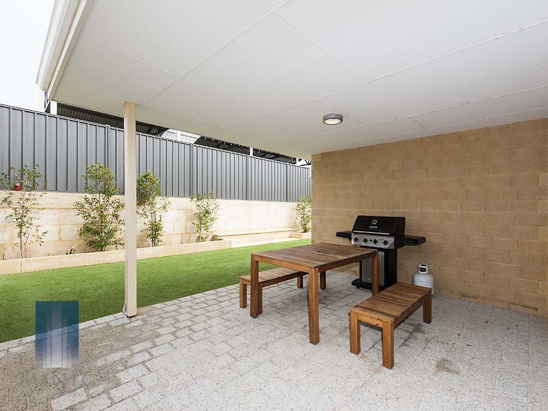 4 Bindi Way, Landsdale WA 6065