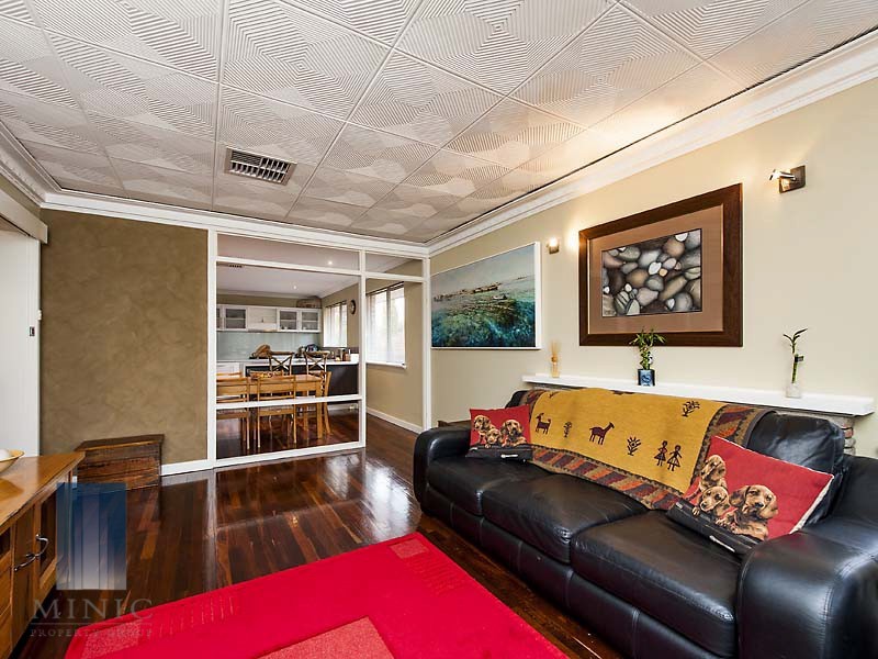 2 Highview Terrace, Wilson WA 6107