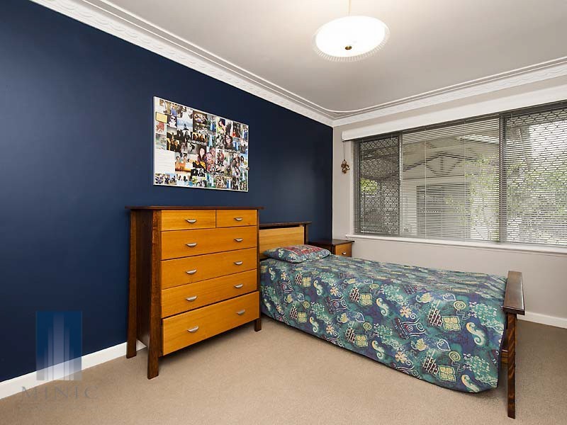 2 Highview Terrace, Wilson WA 6107