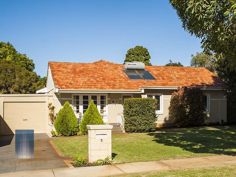 5 Canavan Crescent, Manning WA 6152